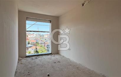 ÜSKÜDAR BURHANİYE'DE SATILIK 3+1 KISMI DENİZ VE BOĞAZ MANZARALI DAİRE