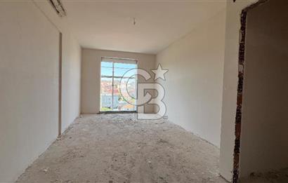 ÜSKÜDAR BURHANİYE'DE SATILIK 3+1 KISMI DENİZ VE BOĞAZ MANZARALI DAİRE