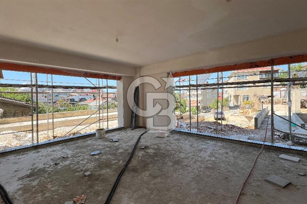 ÜSKÜDAR BURHANİYE'DE SATILIK 3+1 KISMI DENİZ VE BOĞAZ MANZARALI DAİRE