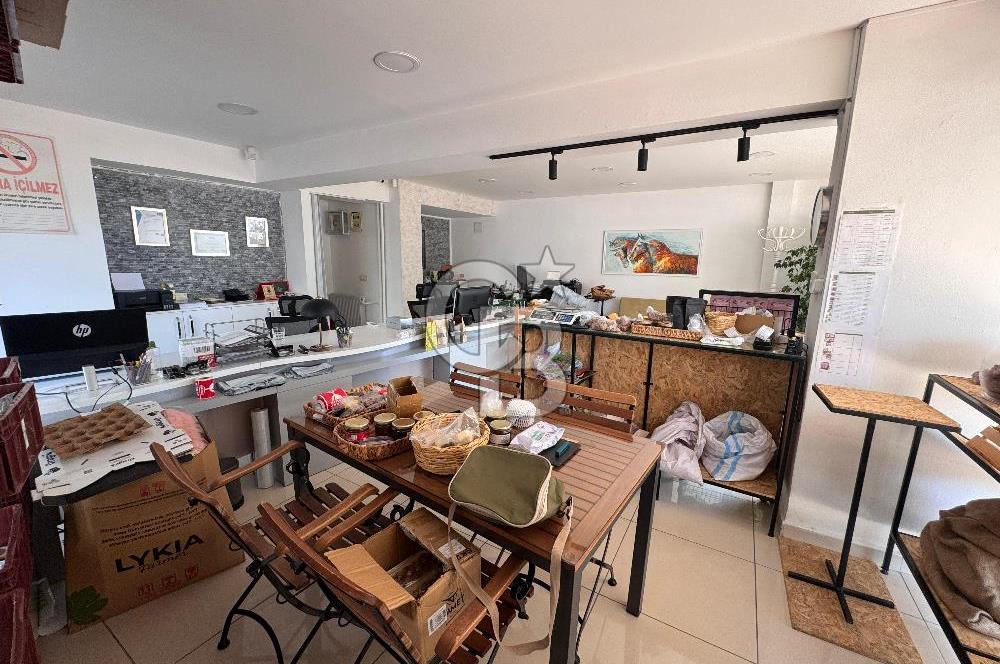 Işıklar Caddesi Üzerinde Tabela Değeri Yüksek Kiralık İşyeri