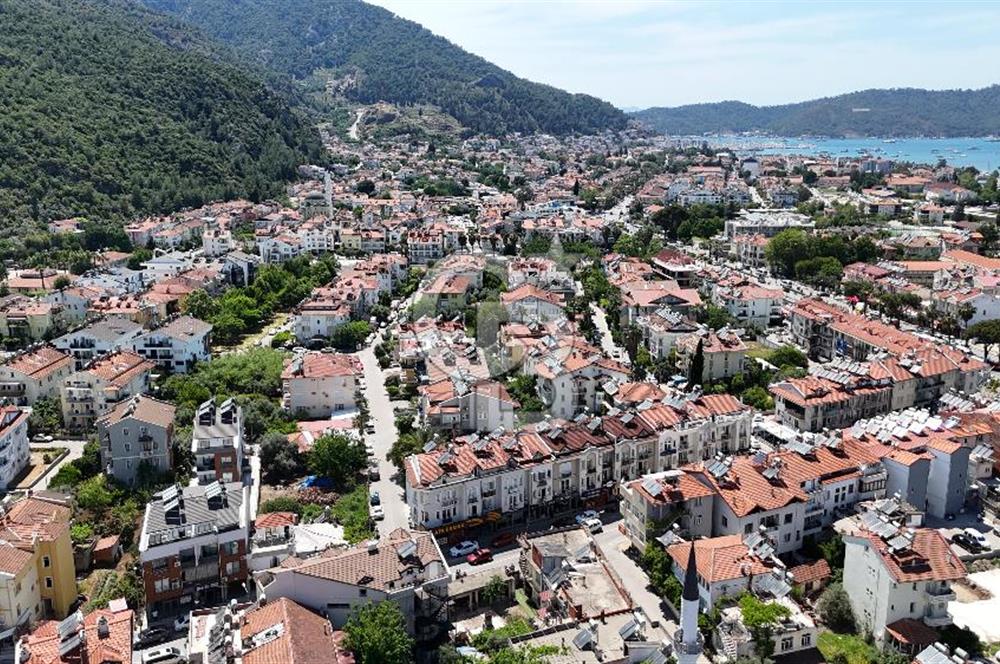FETHİYE MERKEZDE BAHÇELİ SATILIK 1+1