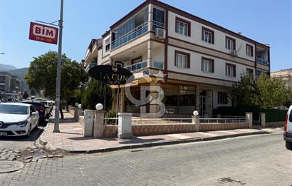 YUNUSEMRE 75. YIL MAH. CADDE ÜSTÜ KÖŞE KONUMDA KİRALIK DÜKKAN