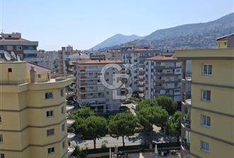 Narlıdere,Narlı Mahallesinde,Konumu Muhteşem Geniş Daire