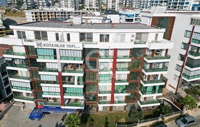 KUŞADASI PANORAMİK DENİZ MANZARALI SİTEDE ÇATI KATI 3+1 DAİRE