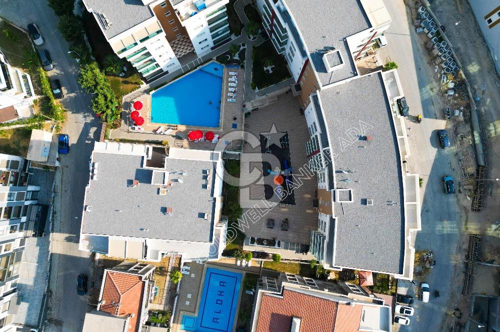 KUŞADASI PANORAMİK DENİZ MANZARALI SİTEDE ÇATI KATI 3+1 DAİRE