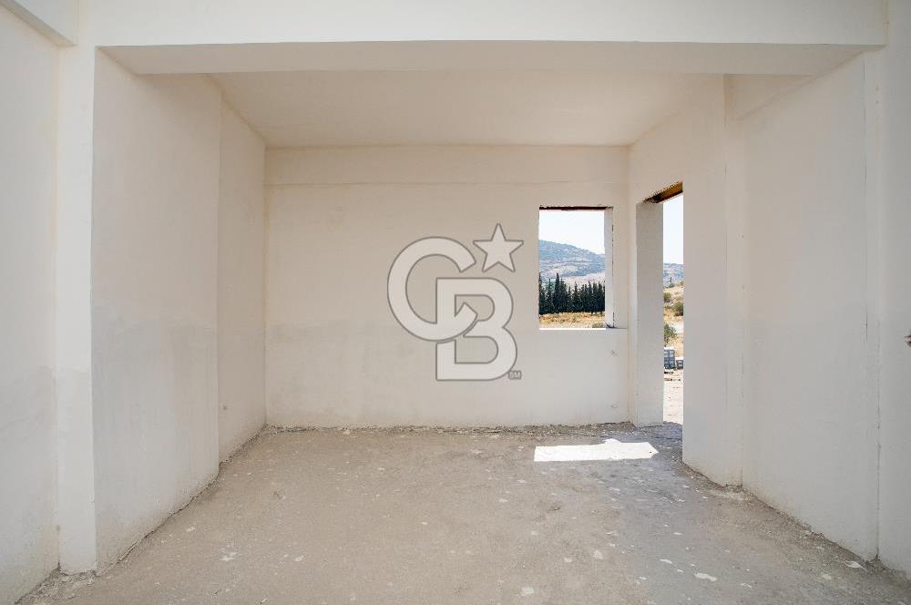 Foça Yenibağarası'nda Satılık 3+1 Müstakil Villa