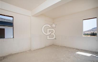 Foça Yenibağarası'nda Satılık 3+1 Müstakil Villa
