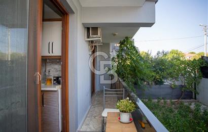 Foça Bağarası Kazım Dirik Mah. Satılık 2+1 Bahçe Katı Daire