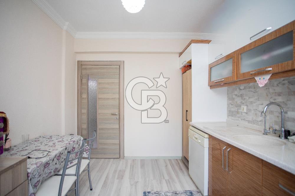 Foça Bağarası Kazım Dirik Mah. Satılık 2+1 Bahçe Katı Daire