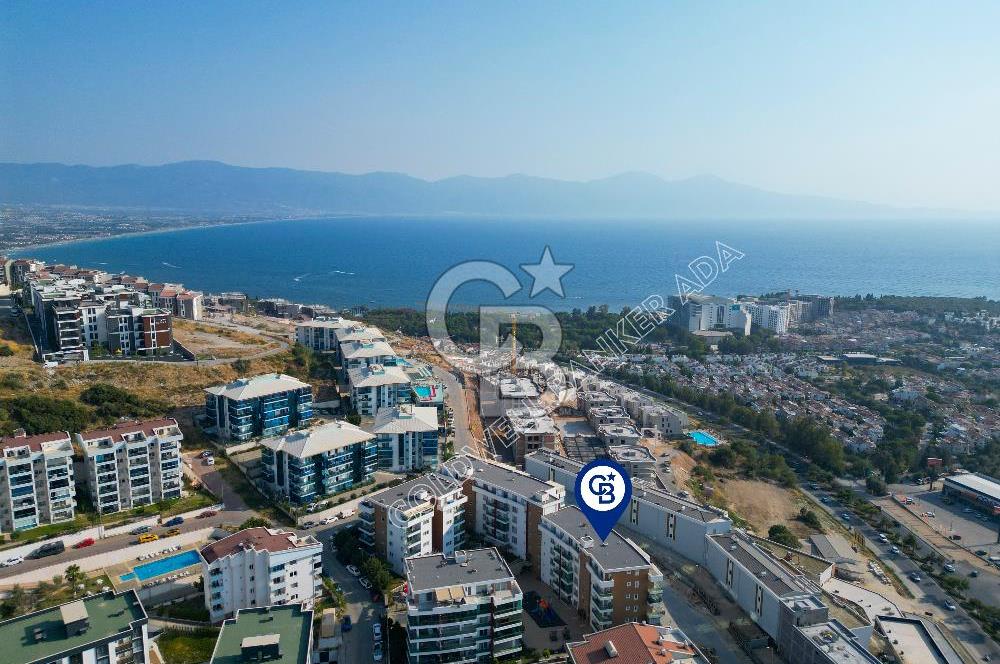 KUŞADASI PANORAMİK DENİZ MANZARALI SİTEDE ÇATI KATI 3+1 DAİRE