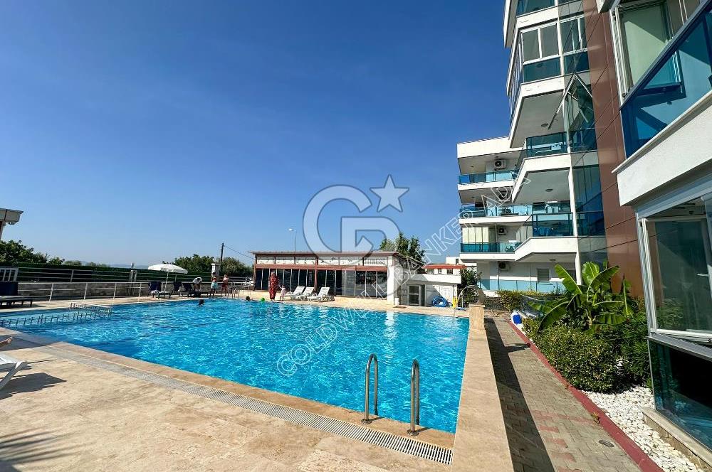 KUŞADASI ÇATI DUBLEKS DENİZ MANZARALI ÖZEL OTOPARKLI 4+1 DAİRE