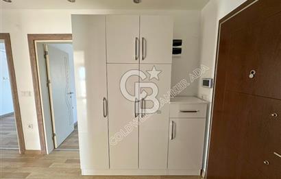 KUŞADASI ÇATI DUBLEKS DENİZ MANZARALI ÖZEL OTOPARKLI 4+1 DAİRE