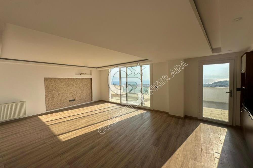 KUŞADASI PANORAMİK DENİZ MANZARALI SİTEDE ÇATI KATI 3+1 DAİRE