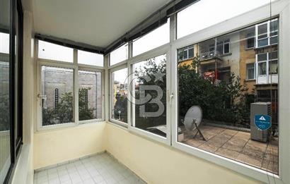 BAHARİYE CADDESİ’NDE, 1. KATTA, TABELA DEĞERİ YÜKSEK BAKIMLI OFİS