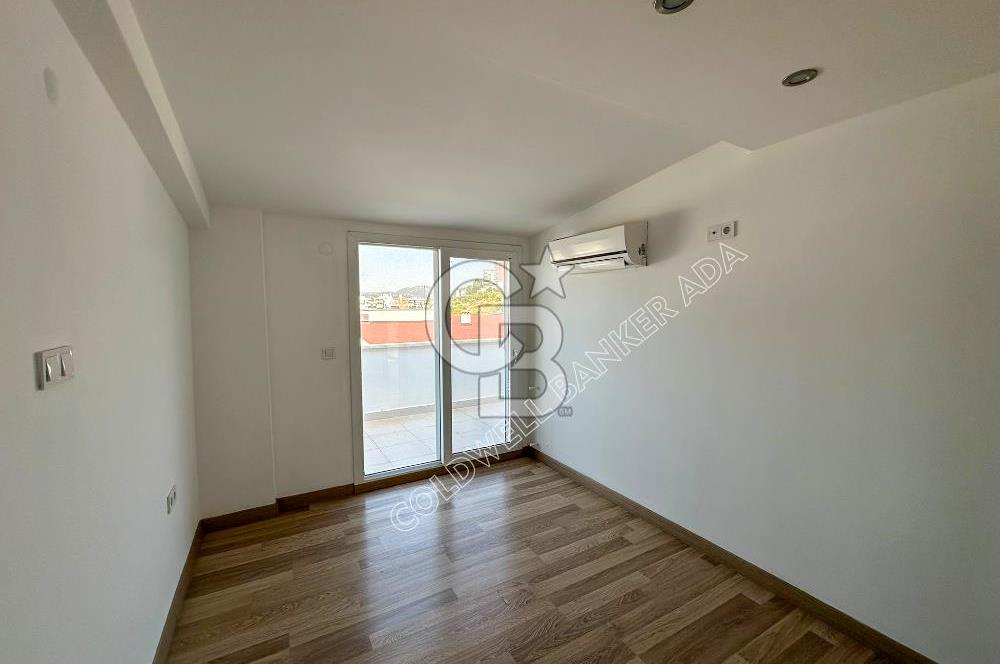 KUŞADASI ÇATI DUBLEKS DENİZ MANZARALI ÖZEL OTOPARKLI 4+1 DAİRE