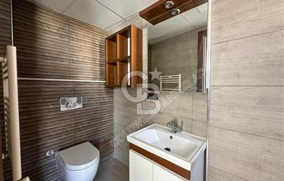 KUŞADASI PANORAMİK DENİZ MANZARALI SİTEDE ÇATI KATI 3+1 DAİRE