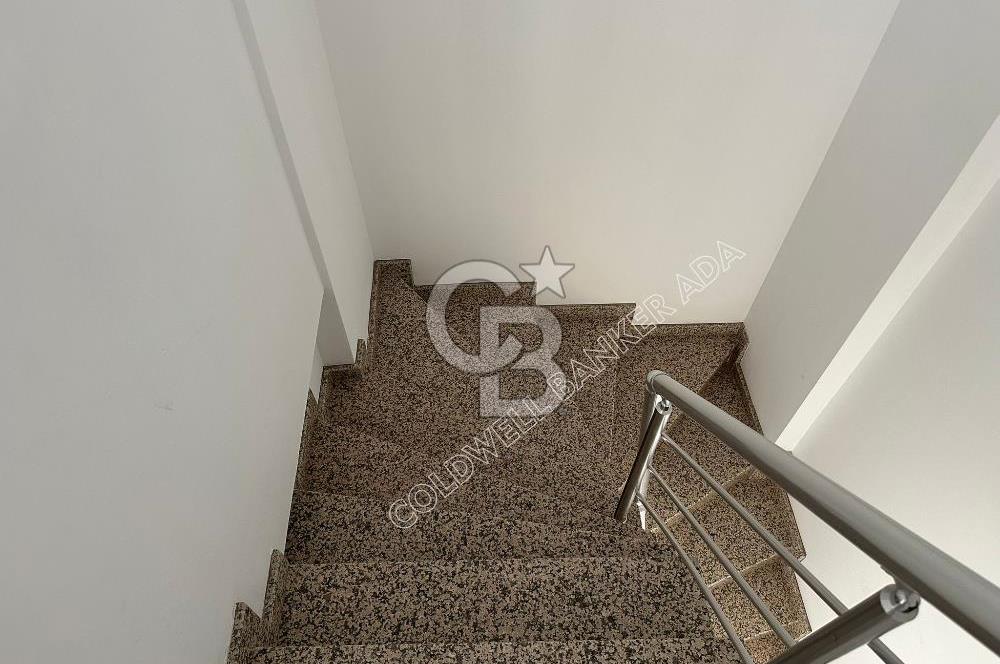 KUŞADASI ÇATI DUBLEKS DENİZ MANZARALI ÖZEL OTOPARKLI 4+1 DAİRE