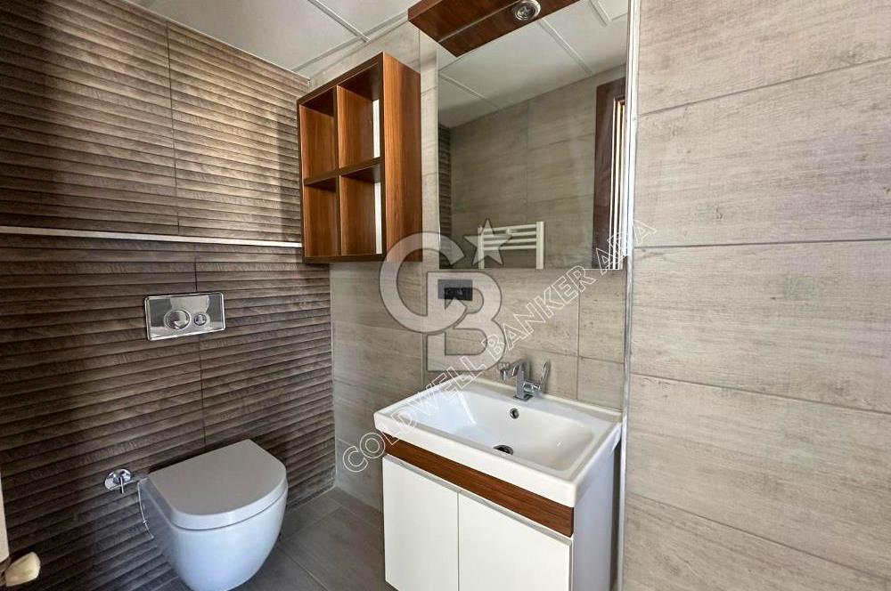 KUŞADASI PANORAMİK DENİZ MANZARALI SİTEDE ÇATI KATI 3+1 DAİRE