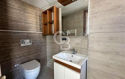 KUŞADASI PANORAMİK DENİZ MANZARALI SİTEDE ÇATI KATI 3+1 DAİRE
