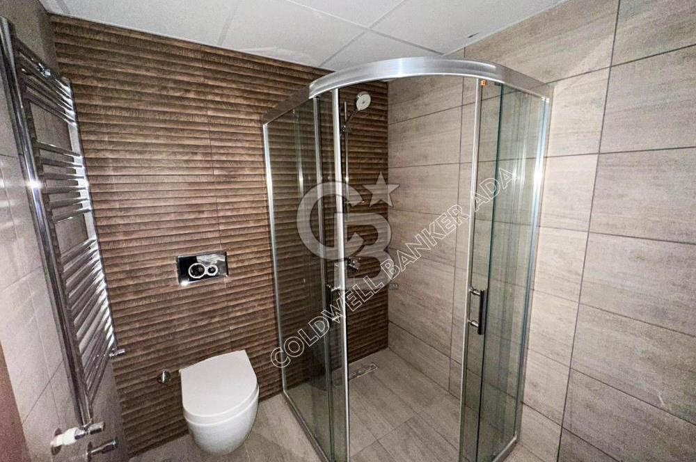 KUŞADASI PANORAMİK DENİZ MANZARALI SİTEDE ÇATI KATI 3+1 DAİRE