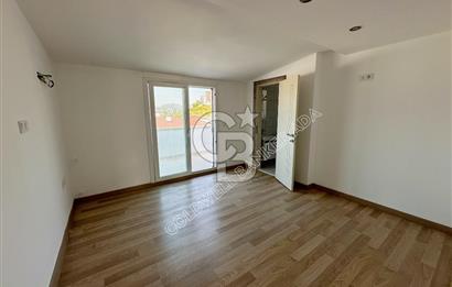 KUŞADASI ÇATI DUBLEKS DENİZ MANZARALI ÖZEL OTOPARKLI 4+1 DAİRE