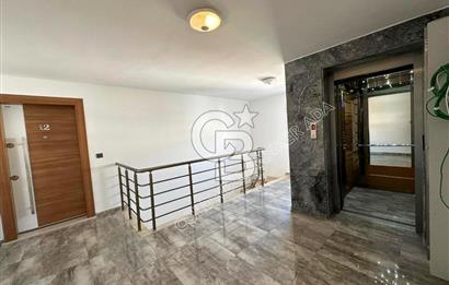 KUŞADASI PANORAMİK DENİZ MANZARALI SİTEDE ÇATI KATI 3+1 DAİRE