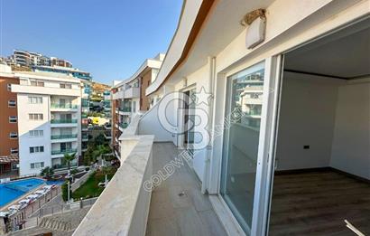 KUŞADASI PANORAMİK DENİZ MANZARALI SİTEDE ÇATI KATI 3+1 DAİRE