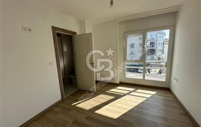 KUŞADASI ÇATI DUBLEKS DENİZ MANZARALI ÖZEL OTOPARKLI 4+1 DAİRE