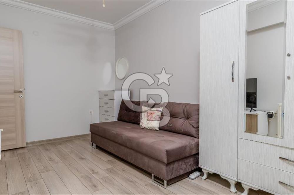Bayraklı 75. Yıl Mh. Görkent Sitesinde Ara Kat Satılık 