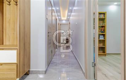Bayraklı 75. Yıl Mh. Görkent Sitesinde Ara Kat Satılık 