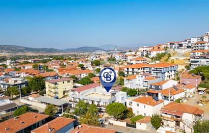 Foça Bağarası Kazım Dirik Mah. Satılık 2+1 Bahçe Katı Daire