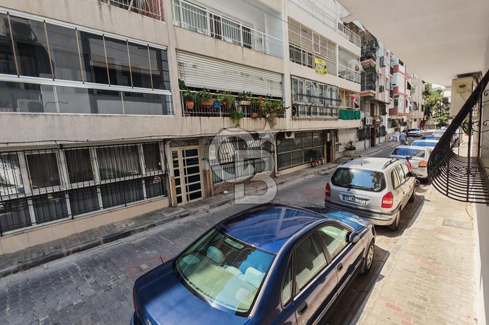 Bostanlı'da Okullar Yakını Tadilatlı 3+1