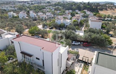 Gömeç Karaağaçta Denize 80 Metre Deniz Manzaralı Villa