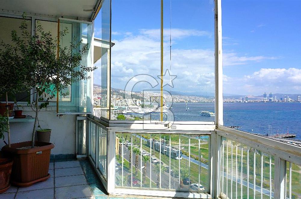 KARŞIYAKA'DA FULL DENİZ MANZARALI SATILIK 3+1 YALI DAİRESİ
