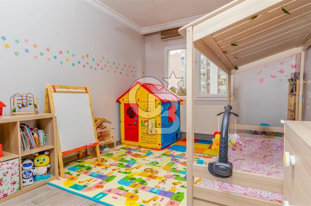 Bayraklı 75. Yıl Mh. Görkent Sitesinde Ara Kat Satılık 