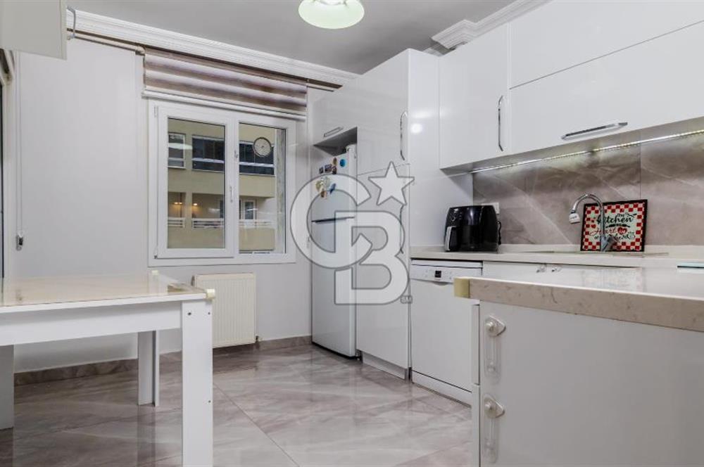 Bayraklı 75. Yıl Mh. Görkent Sitesinde Ara Kat Satılık 