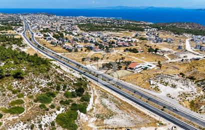 Mordoğan İzmir Caddesi'nde Yola Cepheli Satılık Tarla