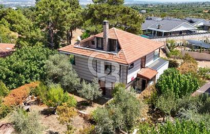 Kemalpaşa Villalar Bölgesinde 4+1 Triplex Villa
