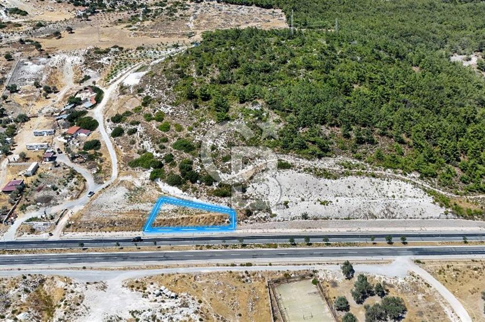 Mordoğan İzmir Caddesi'nde Yola Cepheli Satılık Tarla