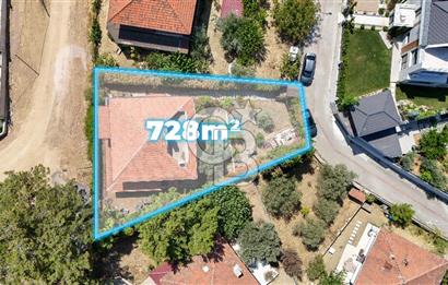 Kemalpaşa Villalar Bölgesinde 4+1 Triplex Villa