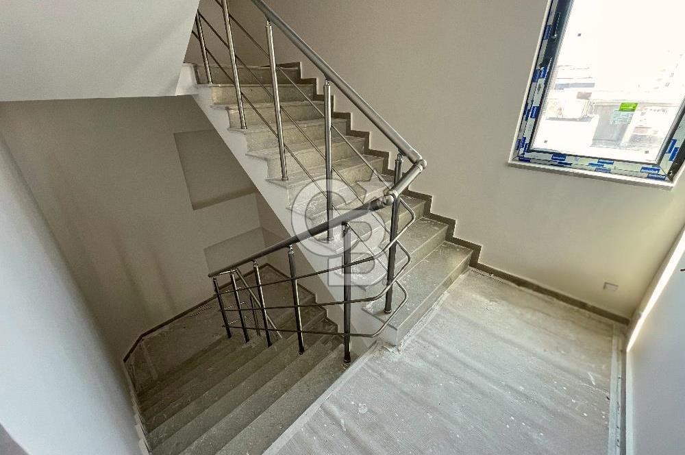 Sahrayıcedit E5'te Emsalsiz Konumda 2500m2 Kiralık Sıfır Plaza