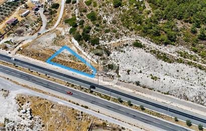 Mordoğan İzmir Caddesi'nde Yola Cepheli Satılık Tarla