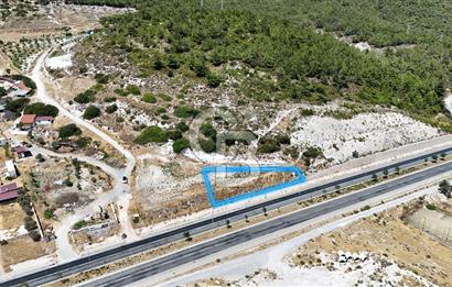 Mordoğan İzmir Caddesi'nde Yola Cepheli Satılık Tarla