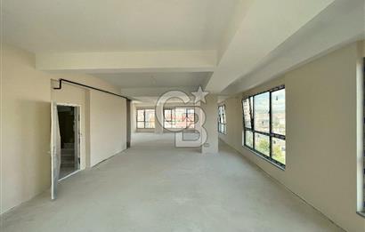 Sahrayıcedit E5'te Emsalsiz Konumda 2500m2 Kiralık Sıfır Plaza