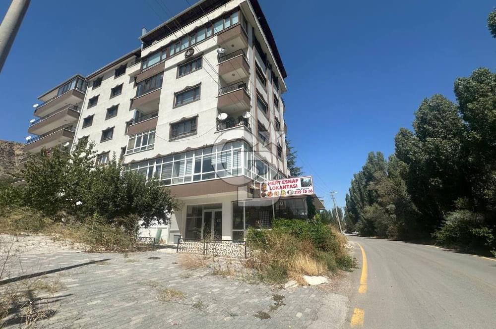 Çankaya-Alacaatlı Mah.-Alacaatlı Cad. 250 m², Kiralık Dükkan