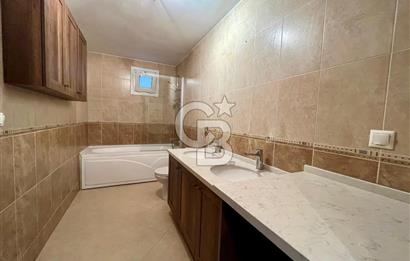Caddebostan Plaj Yolun'da 4+1 Geniş ve Ferah Kiralık Daire