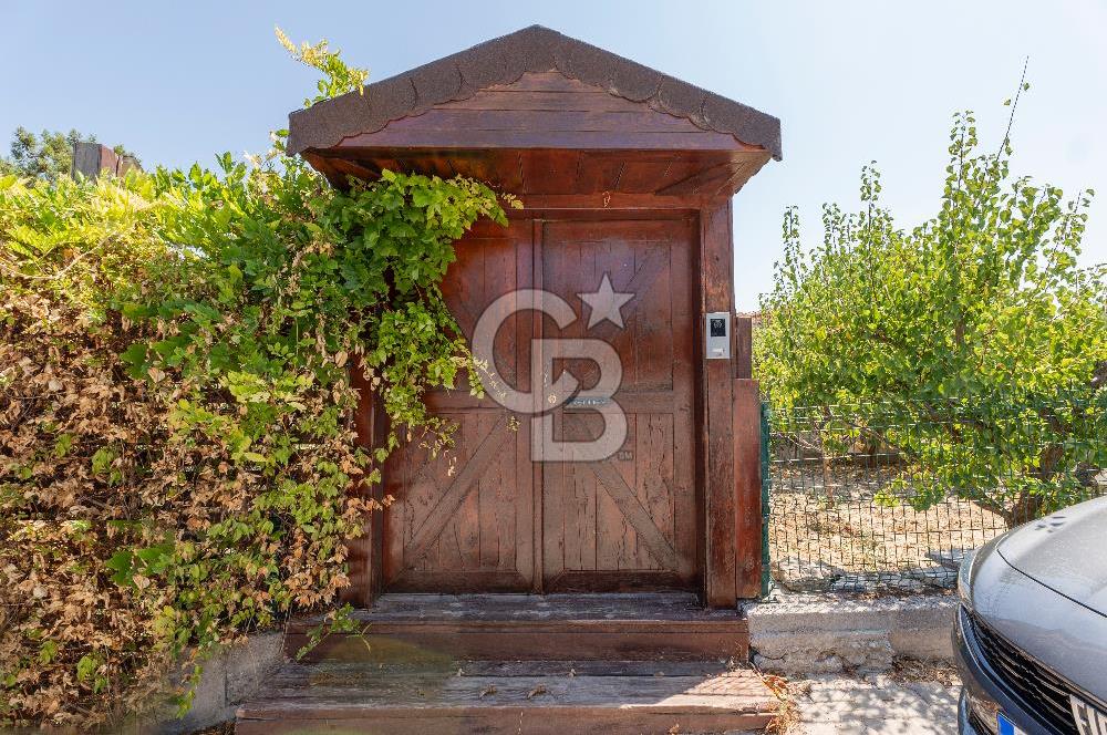 Kemalpaşa Villalar Bölgesinde 4+1 Triplex Villa