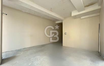 Sahrayıcedit E5'te Emsalsiz Konumda 2500m2 Kiralık Sıfır Plaza