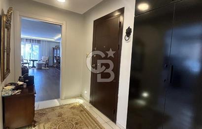 Fenerbahçe'de modern eşyalı şömineli 4+1 balkonlu daire