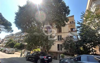 Fenerbahçe'de modern eşyalı şömineli 4+1 balkonlu daire